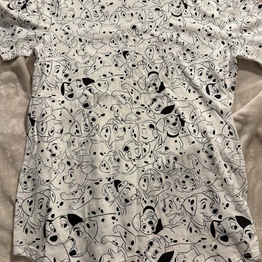 Disney Dalmatians x Nana shirt Oversized Size small - Picture 5 of 5